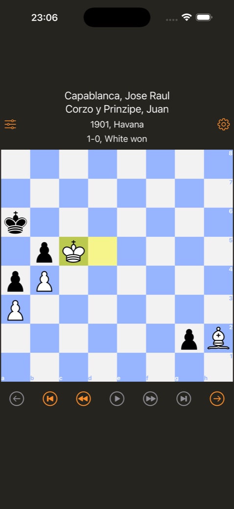 Historical game between Capablanca and Corzo in Havana in 1901, with move playback controls